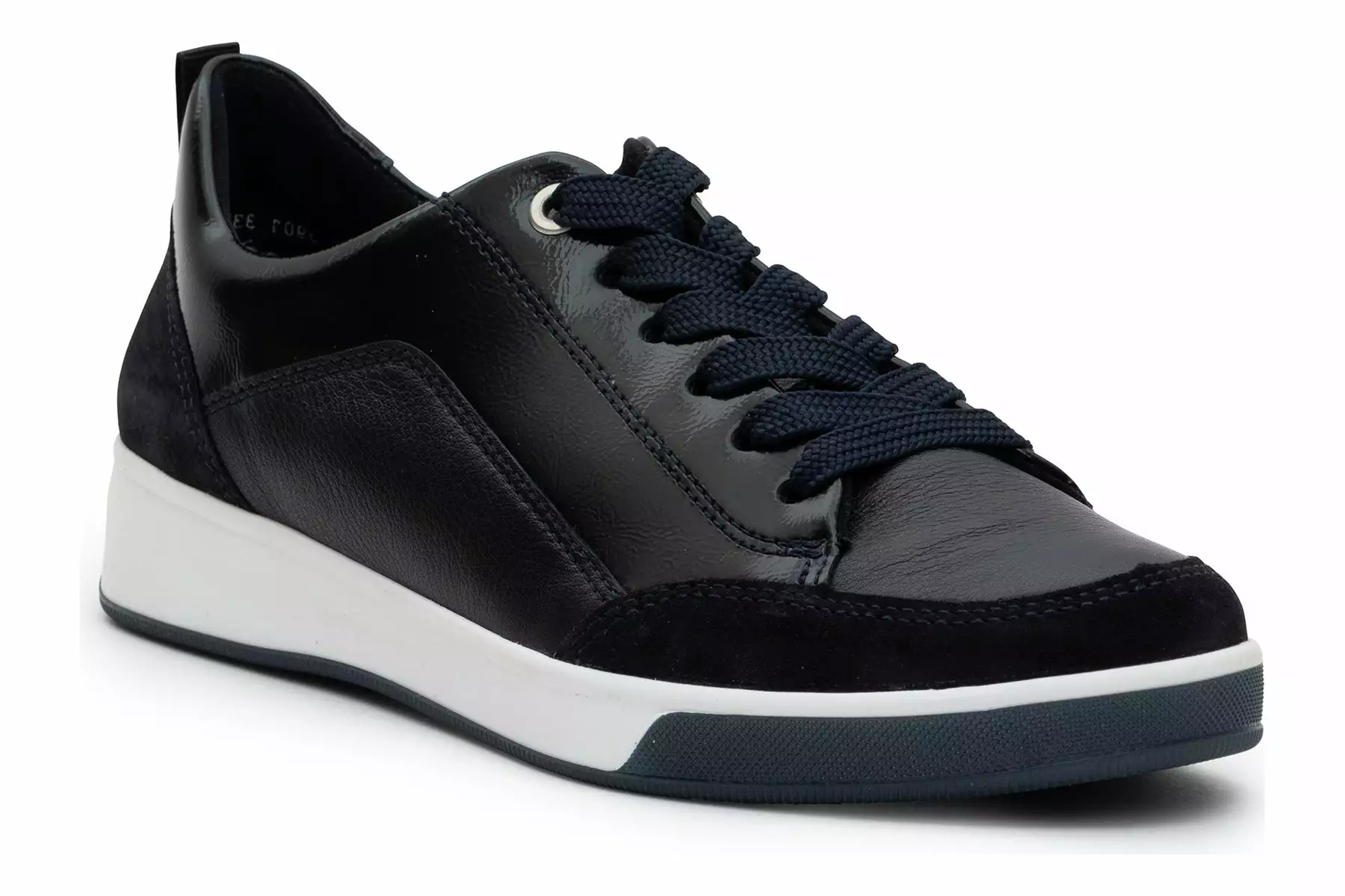 Ara Redmond 3 Ara Redmond