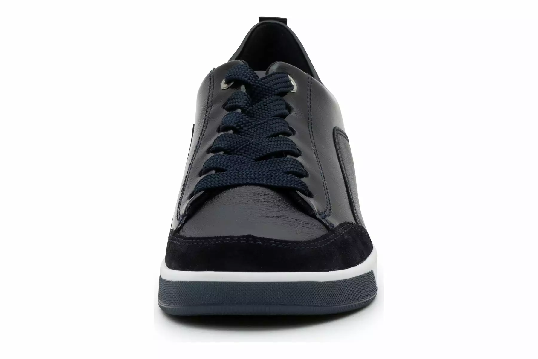 Ara Redmond 6 Ara Redmond - Image 4