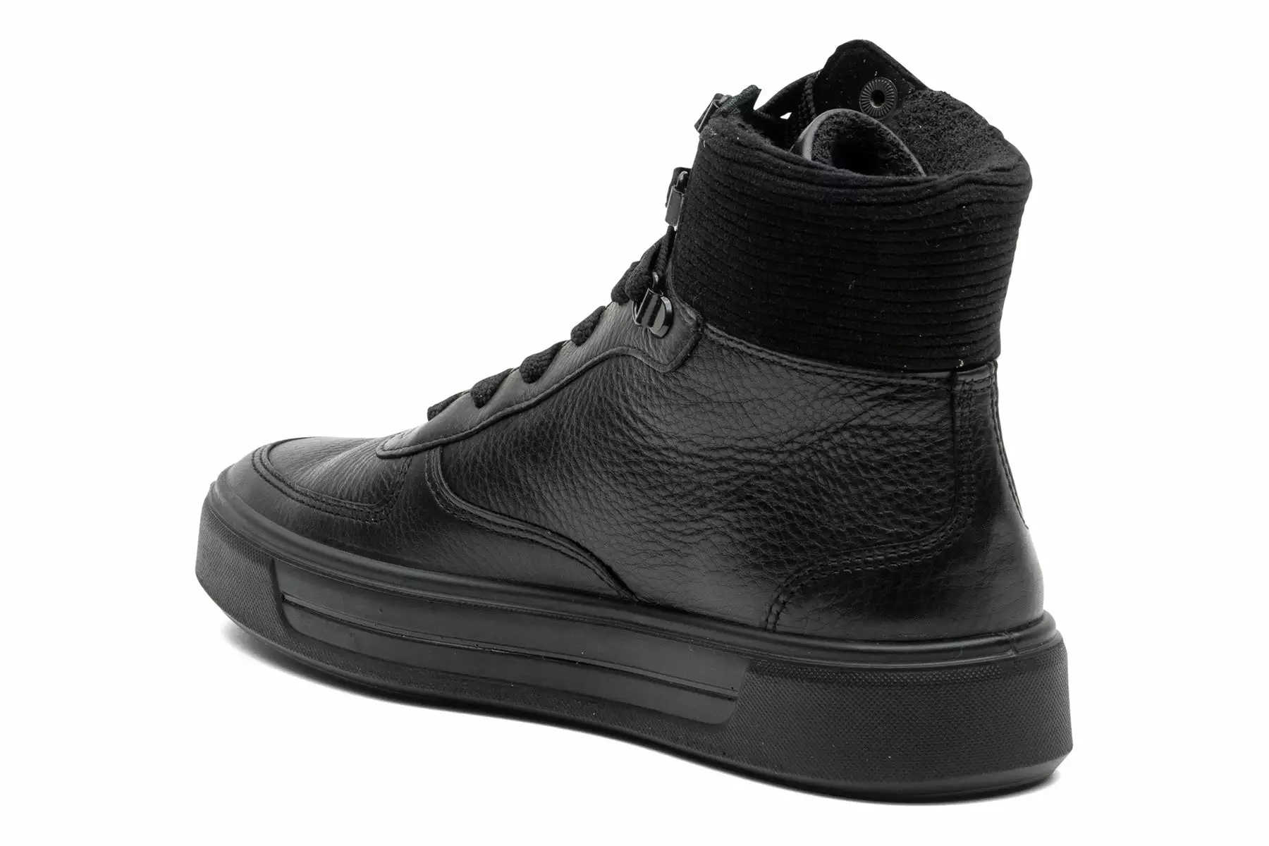 Ara Caitlin 8 Ara Caitlin - Image 6