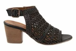 Bueno Candice -Sneakers shop B2207 001 outside