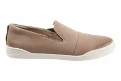 SoftWalk Alexandria -Sneakers shop S2050 118 outside