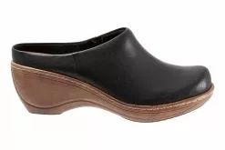 SoftWalk Madison -Sneakers shop S2056 001 outside